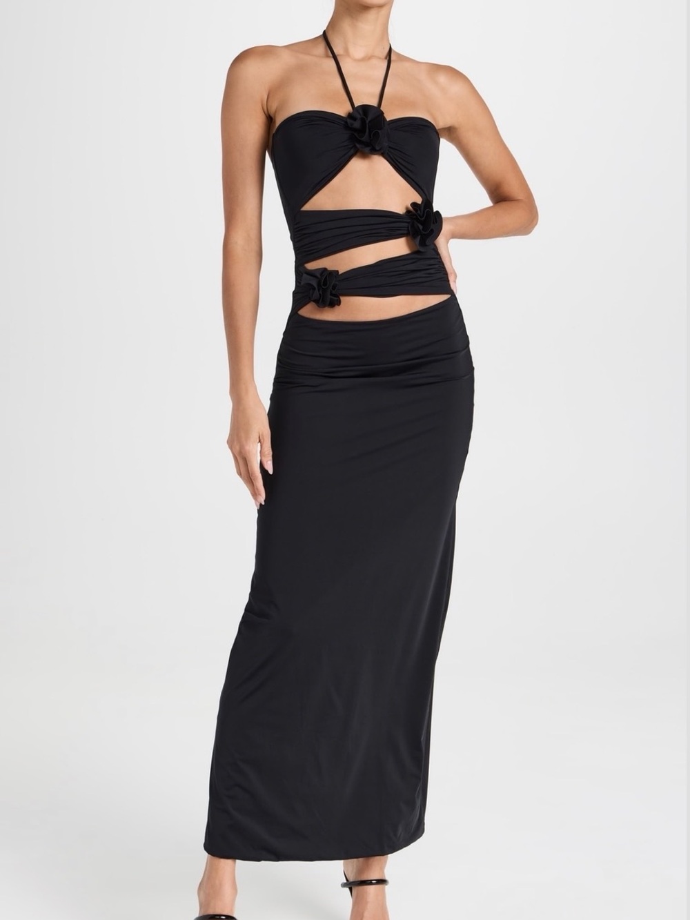 MAYGEL CORONEL Veranera Cutout Halter Maxi Dress
Black cut out maxi dress